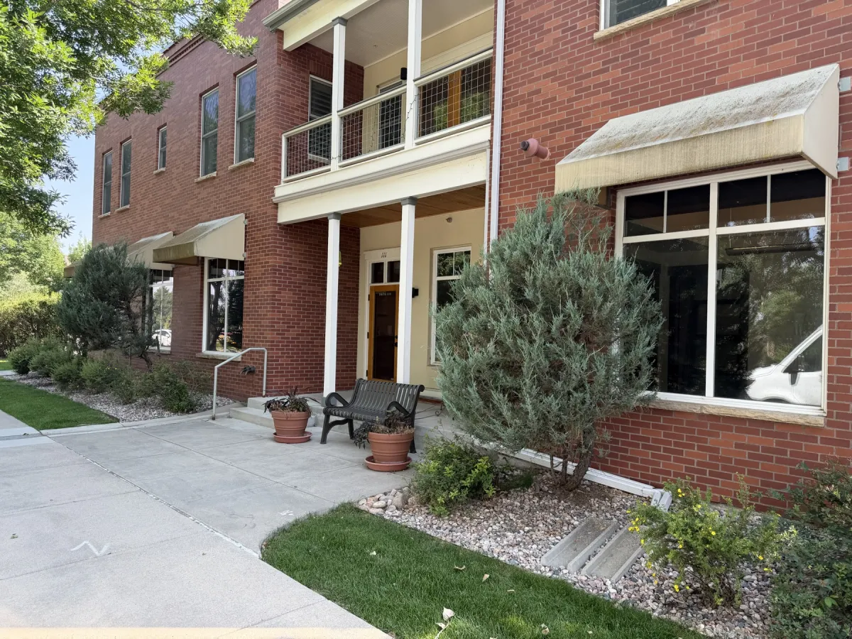 Street view of 405 Mason Court